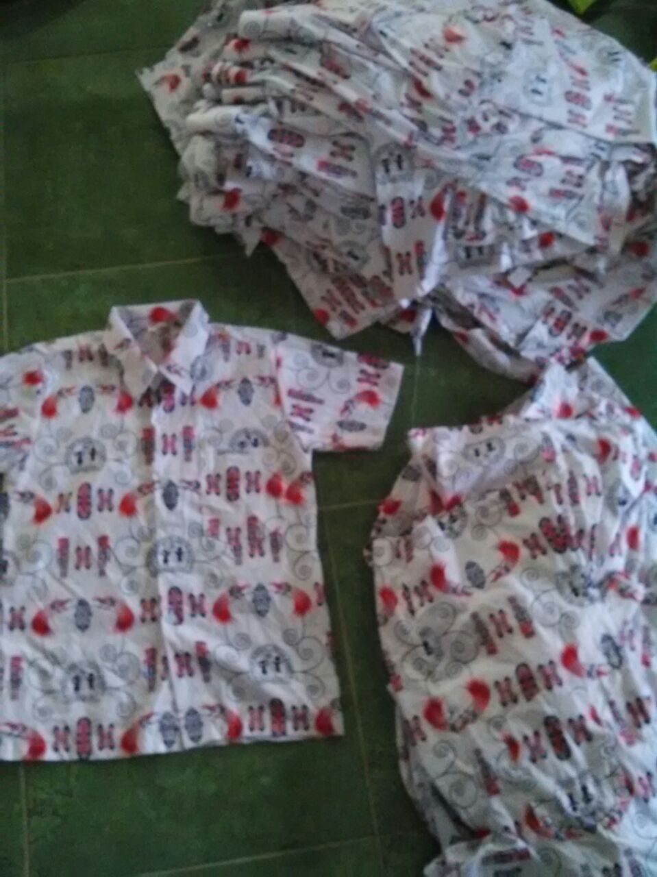 Batik Sekolah Dasar Teluk Bituni Papua Barat